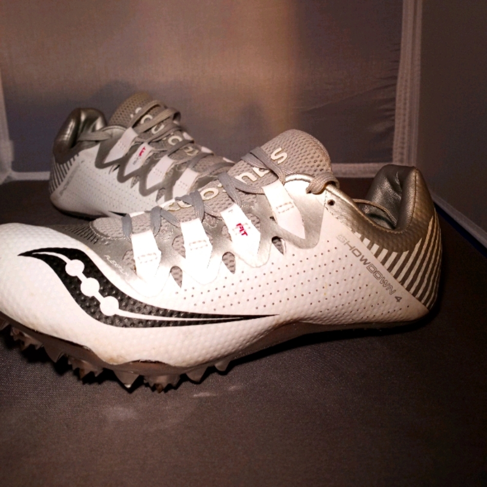 Womens Saucony track running shoes size 7.5 white